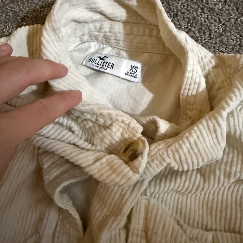 Hollister Off-White Corduroy Button-Up
